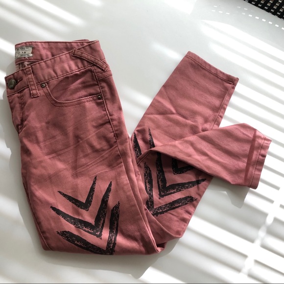 Free People Dotted Arrow Ikat Chevron Blush Pants - Picture 5 of 8